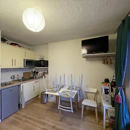 T2 A Avec Balcon Et Parking - Fr-1-804-43 *